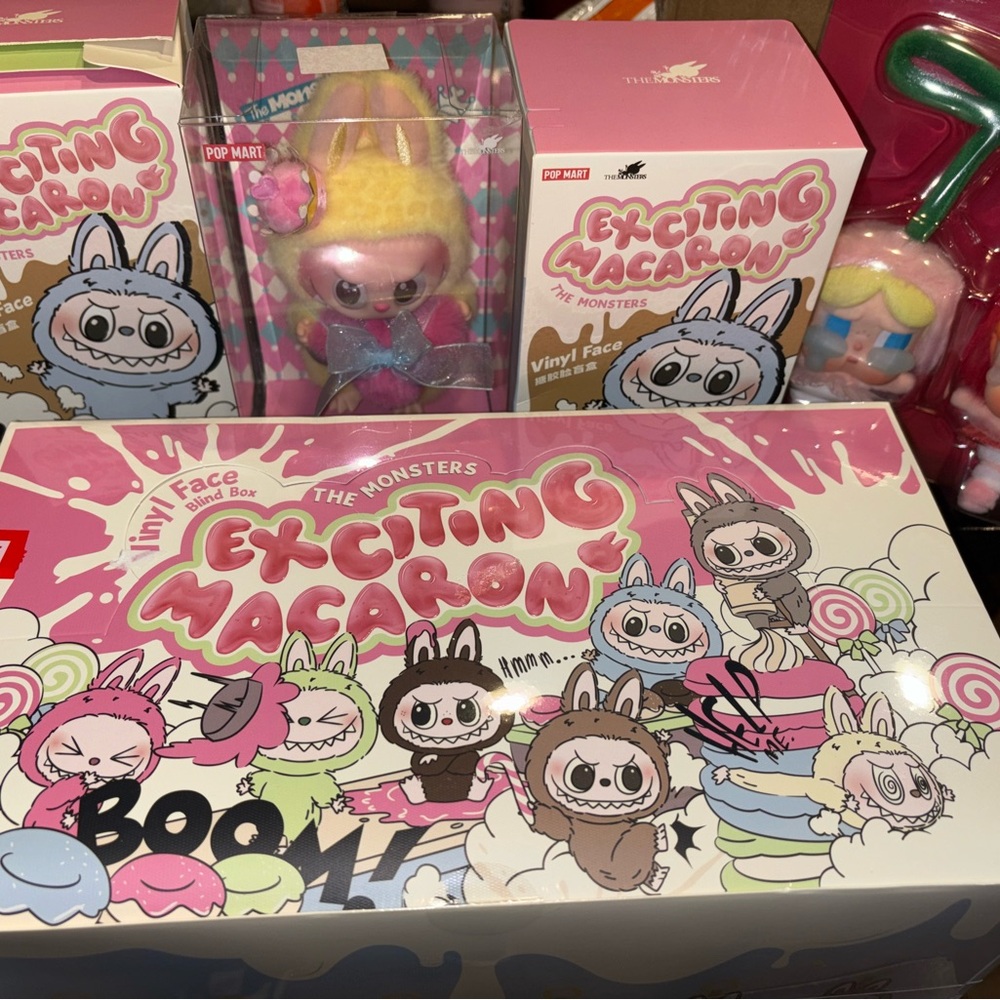 Exciting Macaron Vinyl Face Blind Box